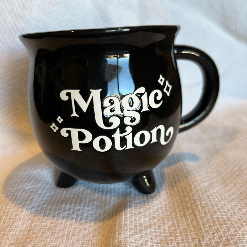 LAST ONE! 2023 Target Bullseye Magic Potion Cauldron Mug